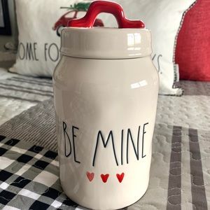Rae Dunn ‘BE MINE’ Skinny Canister